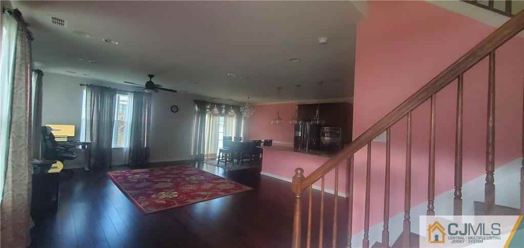 20 Bauer Ln - Photo 3 of 22