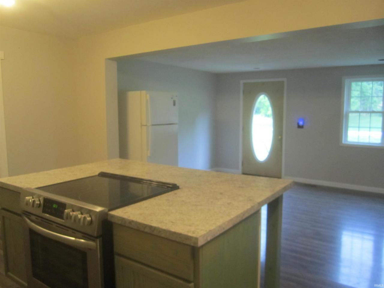 9702 Mettert Rd - Photo 3 of 15