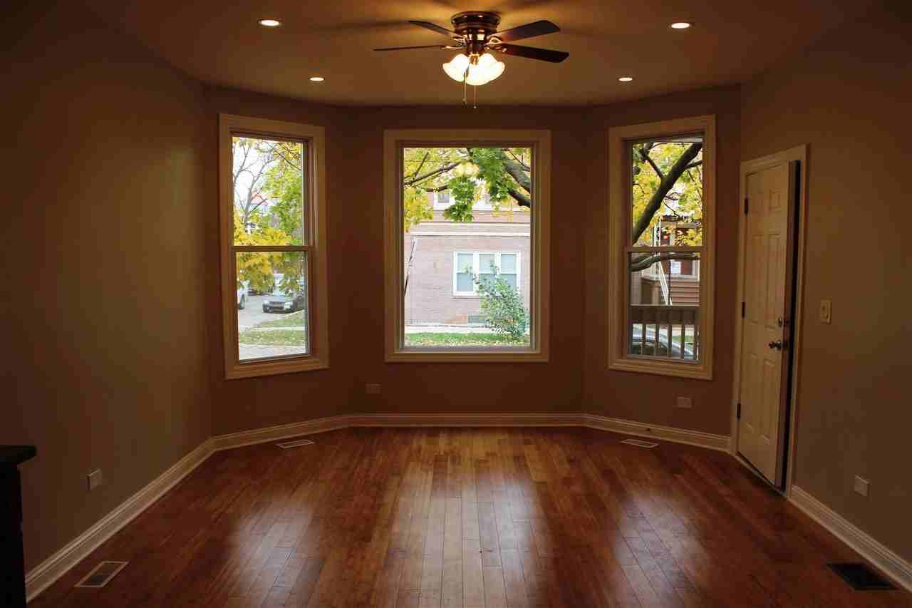 3258 N Ridgeway Ave - Photo 3 of 10