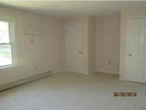 355 Circle Rd - Photo 2 of 6