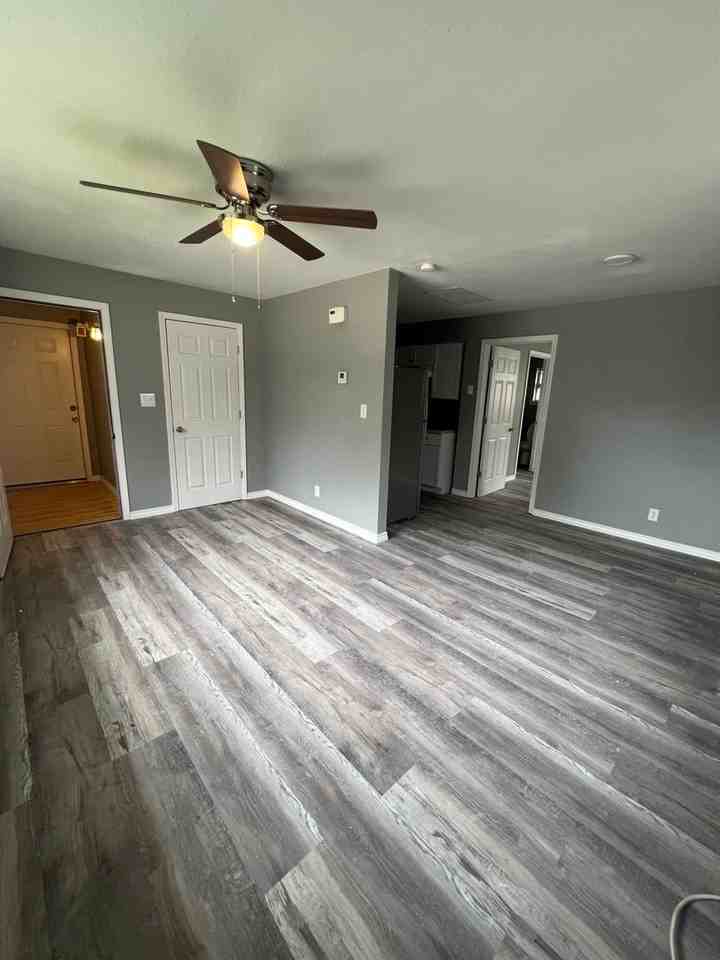 2305 N Prospect Ave - Photo 3 of 13