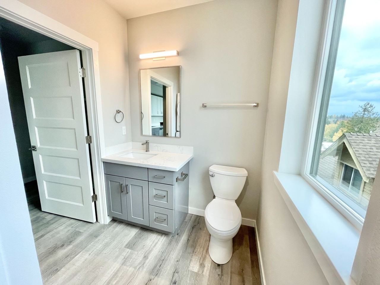 University Flats Apartments - Photo 6 of 38