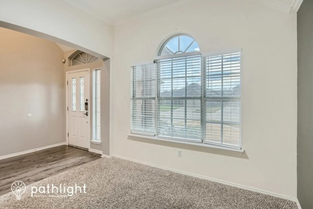 5720 Colorado Ct - Photo 3 of 18