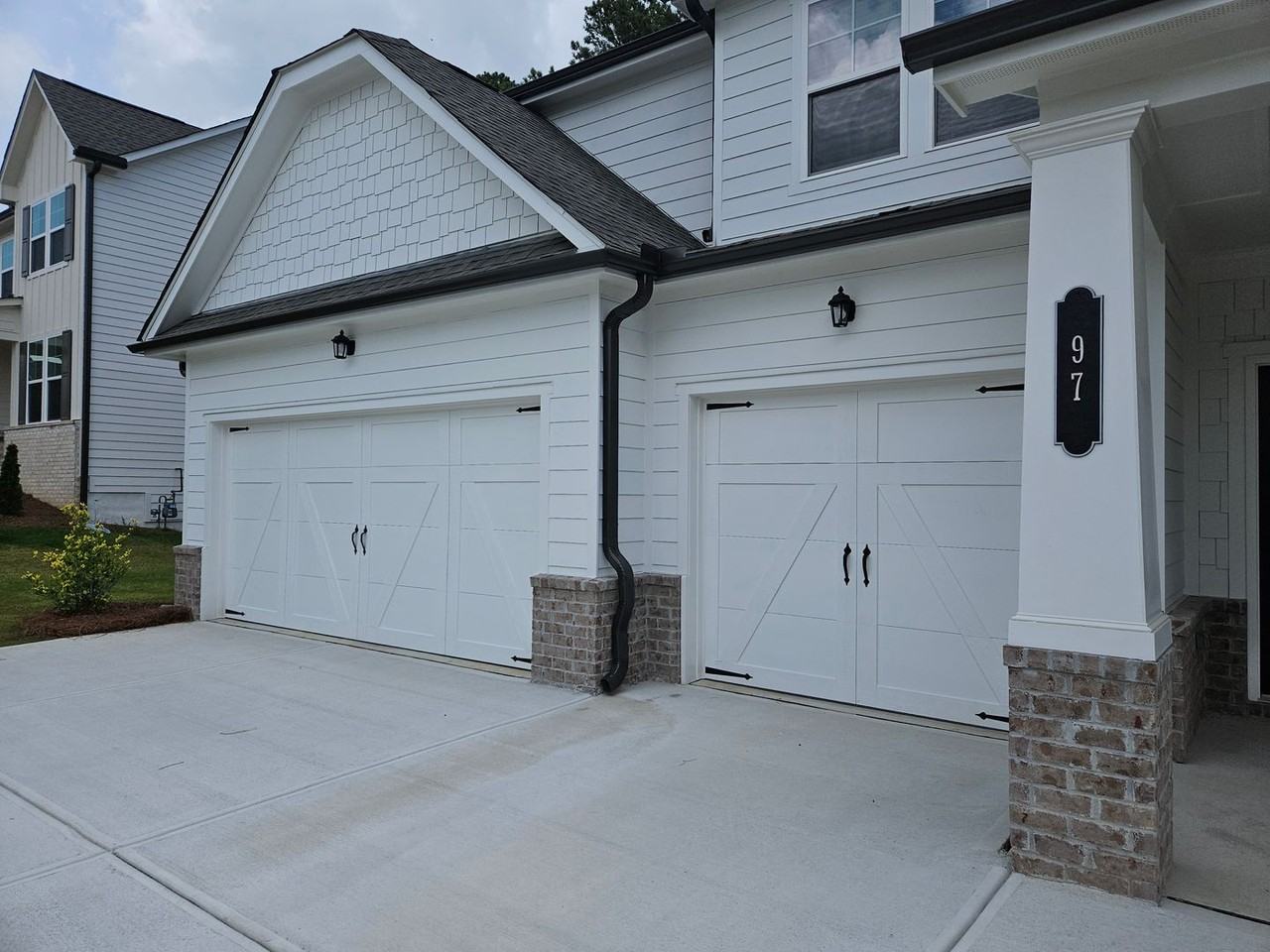 97 Andalusa Ct - Photo 3 of 50