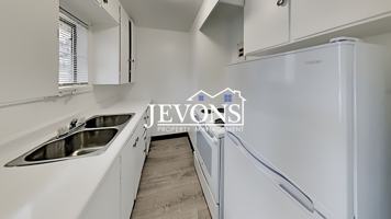 featured image of 807 N 1st St