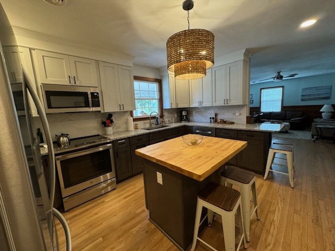 115 85th St - Photo 6 of 31