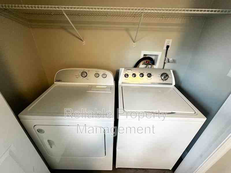 584 N Fayetteville St - Photo 5 of 6