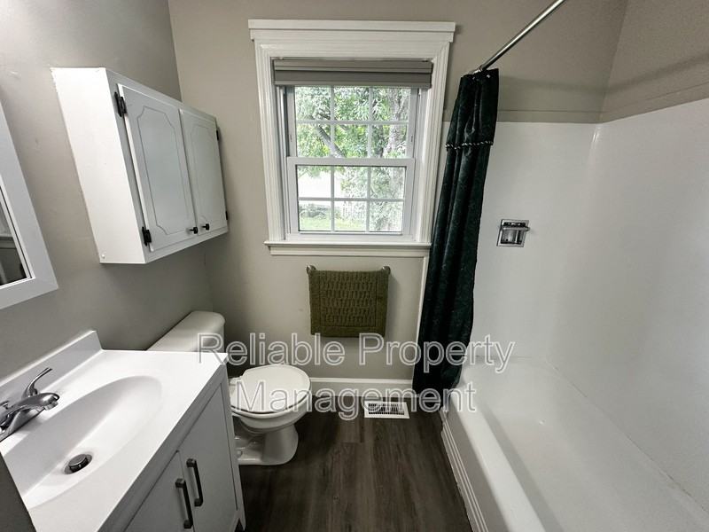584 N Fayetteville St - Photo 6 of 6