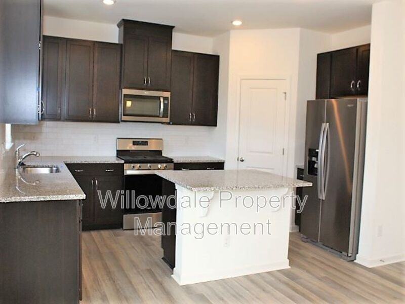 125 Willow Grove Ln - Photo 4 of 27