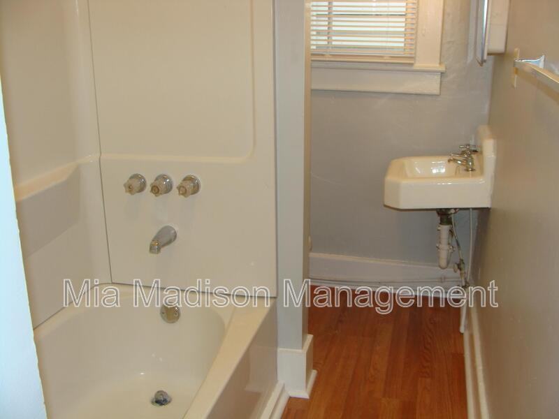 20 Culver St - Photo 7 of 11