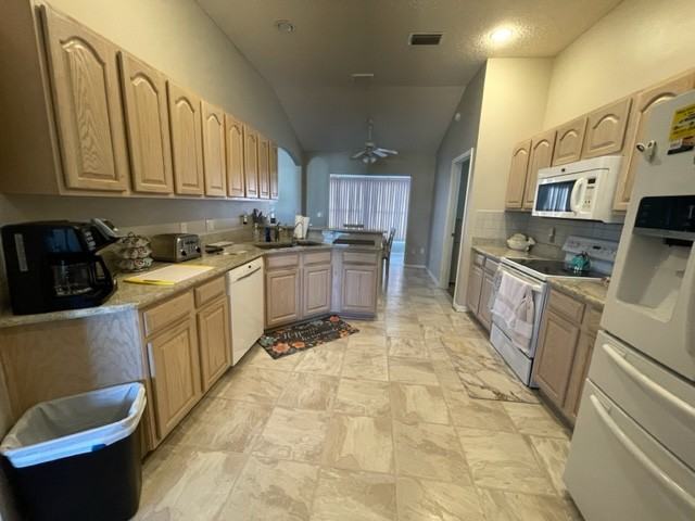 2002 Salinas Avenue - Photo 3 of 16