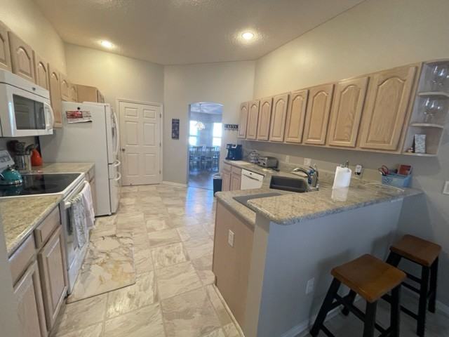 2002 Salinas Avenue - Photo 4 of 16