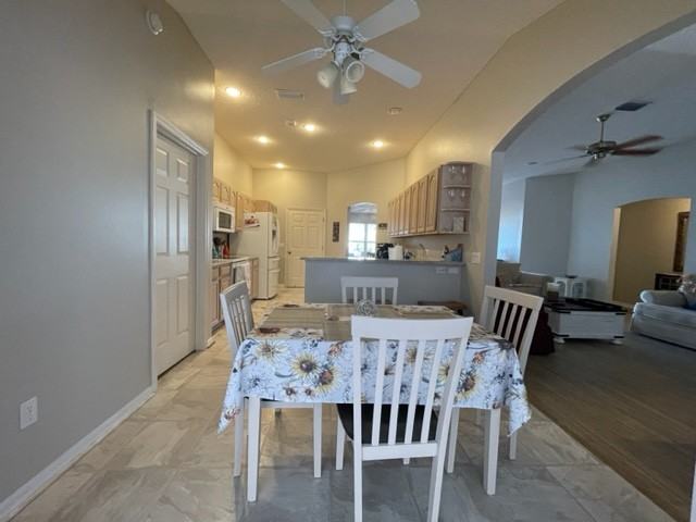 2002 Salinas Avenue - Photo 5 of 16