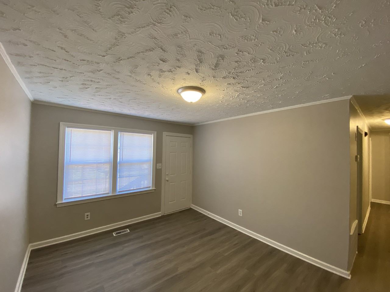 501 Rosemont Ave - Photo 2 of 8