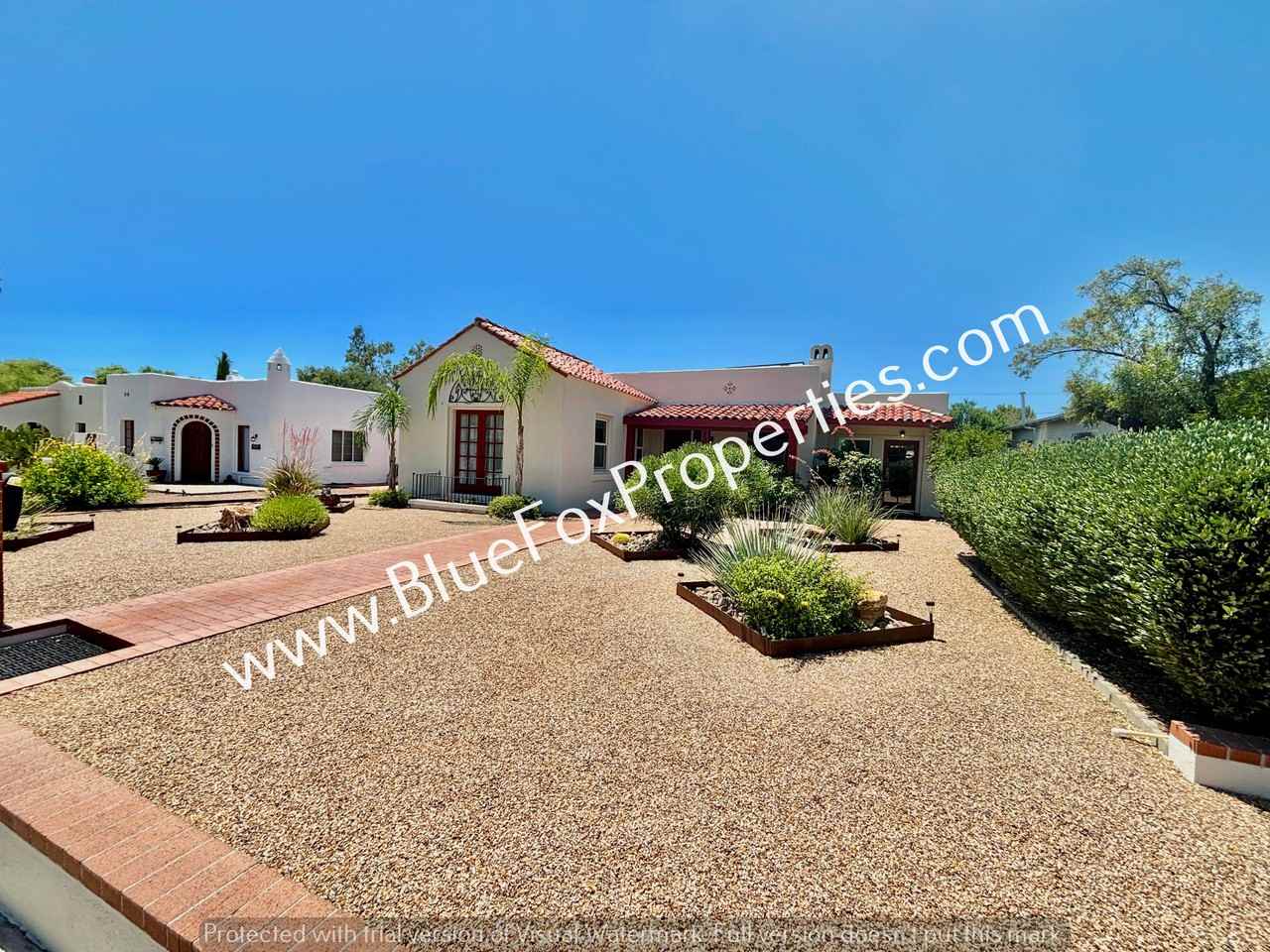 2324 E 1st St - Photo 3 of 27