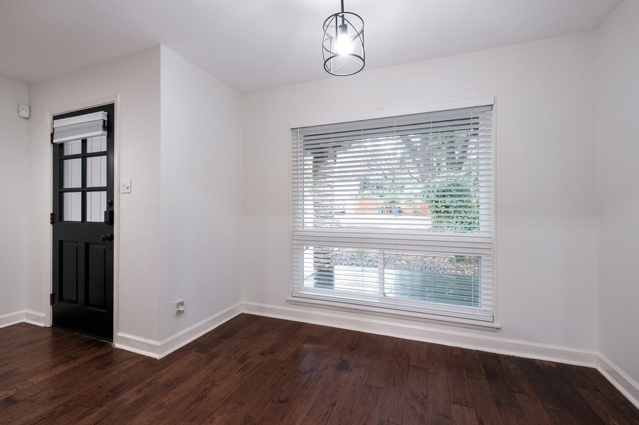 11037 Whisper Valley St - Photo 3 of 14