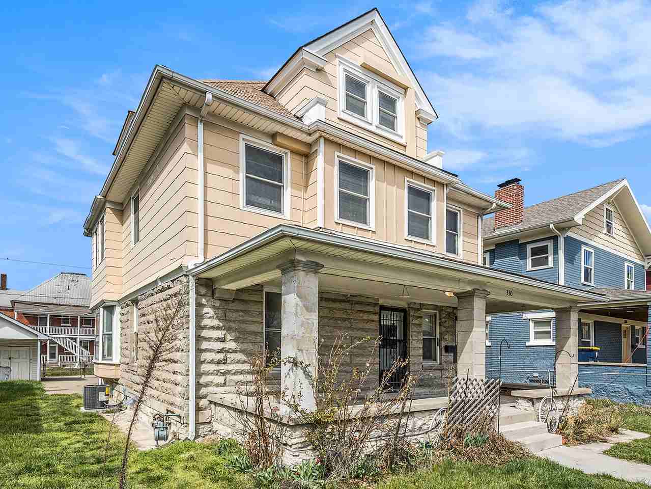 330 Wabash Ave - Photo 3 of 28