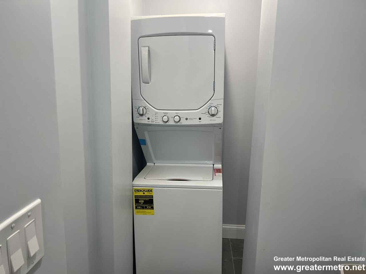 11 Henchman St #2R - Photo 2 of 9