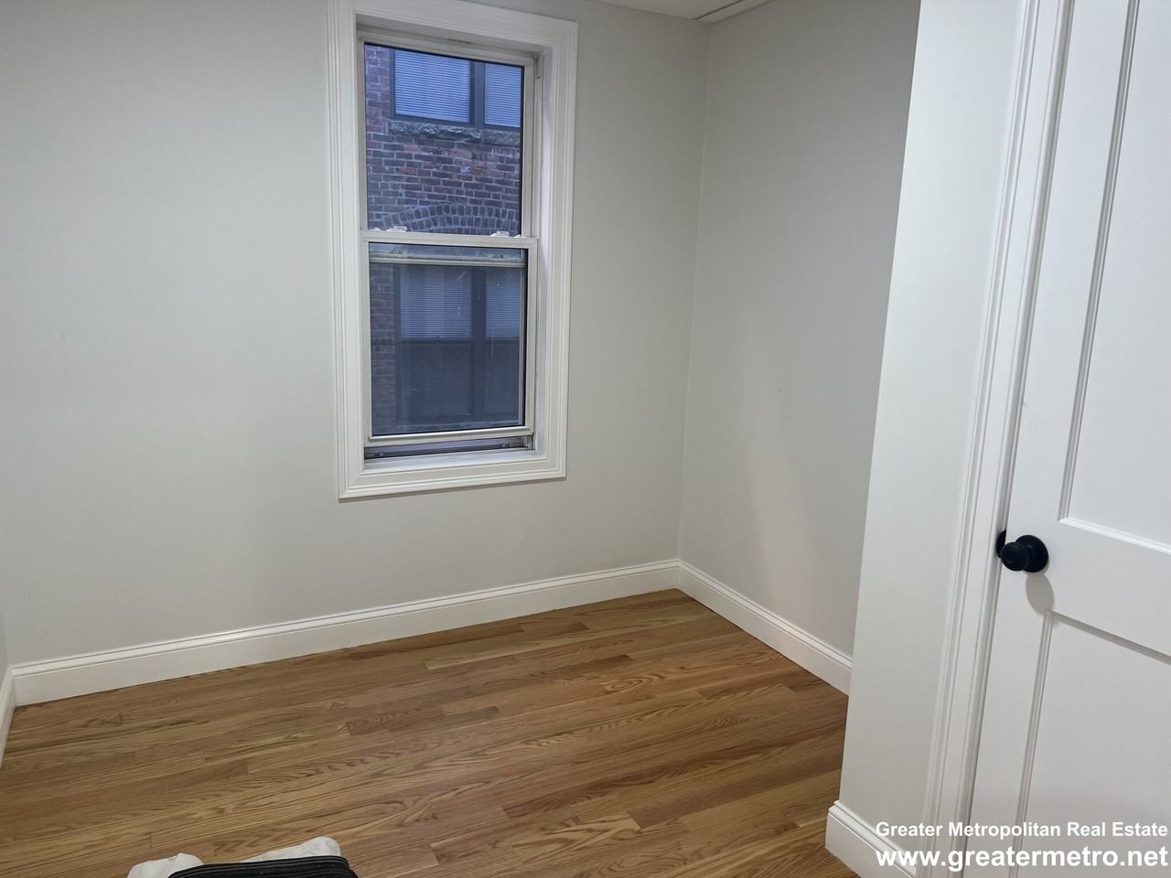 11 Henchman St #2R - Photo 7 of 9