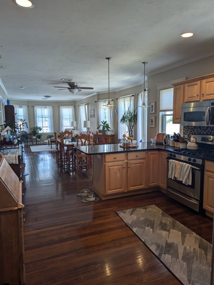 135 Highland Ave #2 - Photo 3 of 18