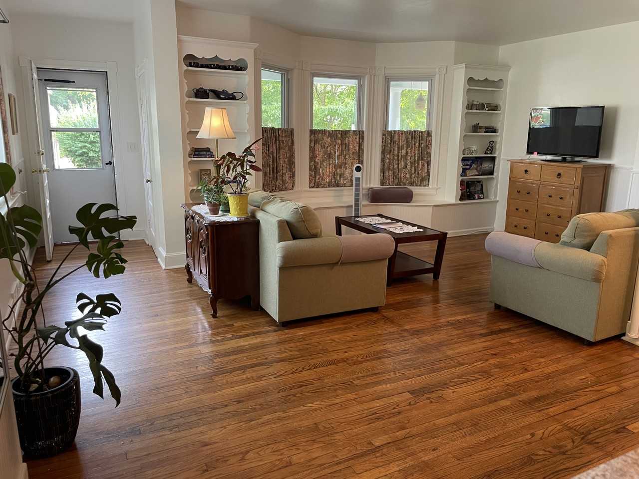 146 S Main St #NA - Photo 3 of 36
