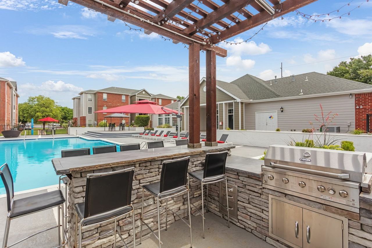 The 2900 - Photo 6 of 24