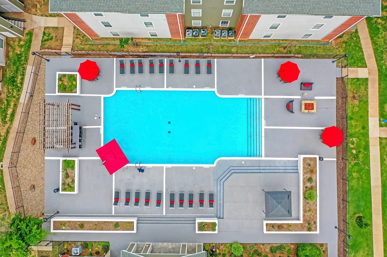 The 2900 - Photo 7 of 24