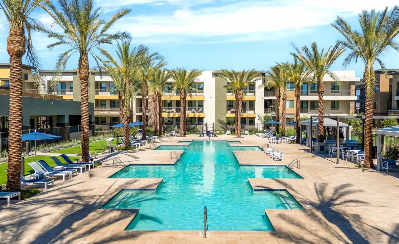 Acero on Roosevelt - Photo 2 of 27