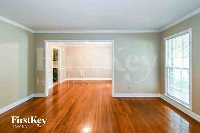 1714 Poplar Estates Pkwy - Photo 2 of 16