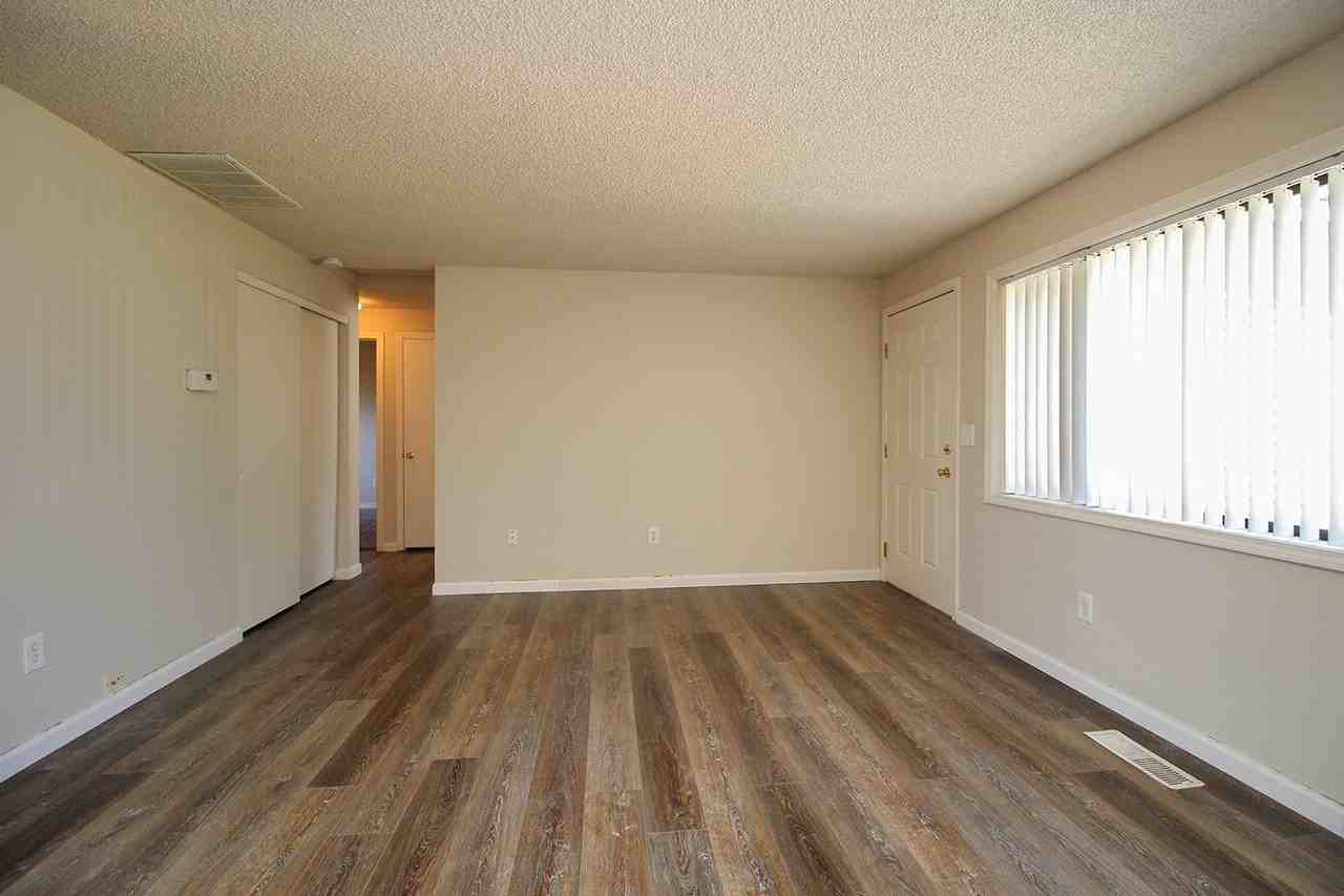 1213 Se Olvera Pl - Photo 3 of 21