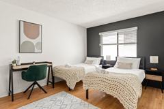 A 4 bedroom, 2 bathroom apartment with common areas and a fully functional kitchen at 1823 Pelham Ave. Unit #7 - Photo 1 of 1