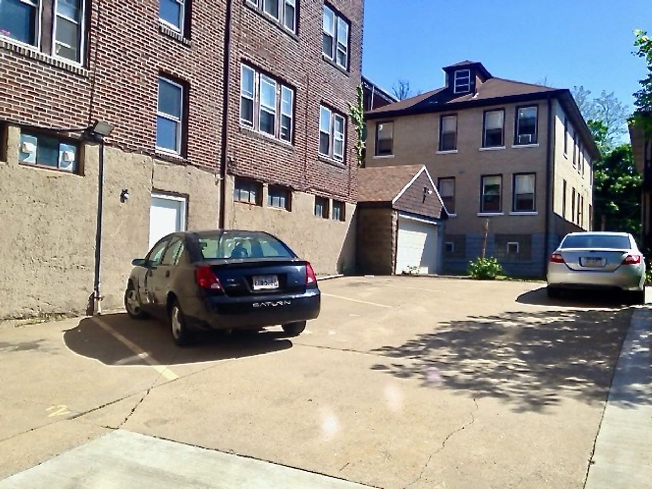 *** Charming Dormont Apartments * Pet Friendly * Walk to T Station * Renovated * Spacious * Move In Immediately *** - Photo 4 of 4