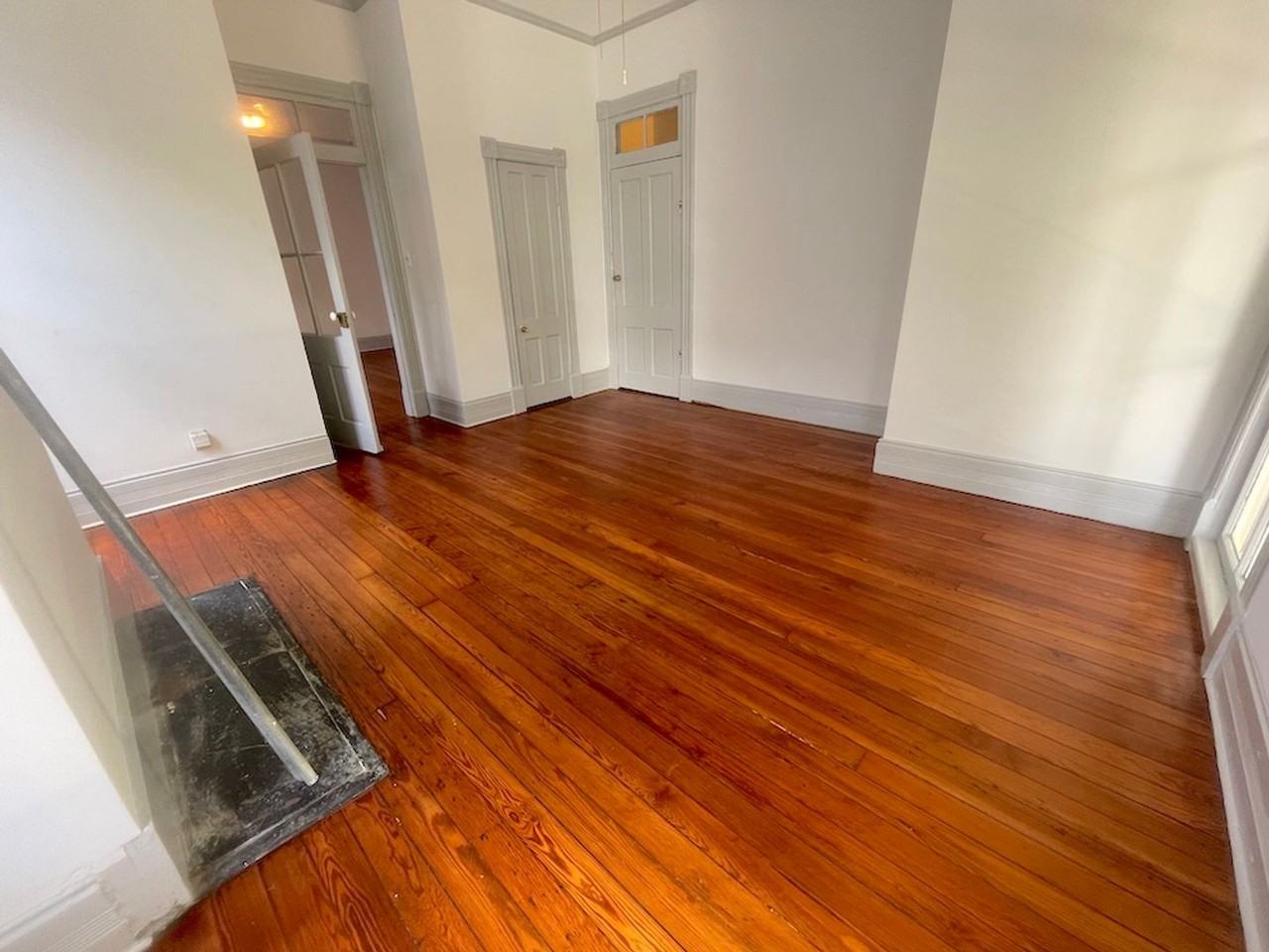406 E Duffy St - Photo 5 of 12
