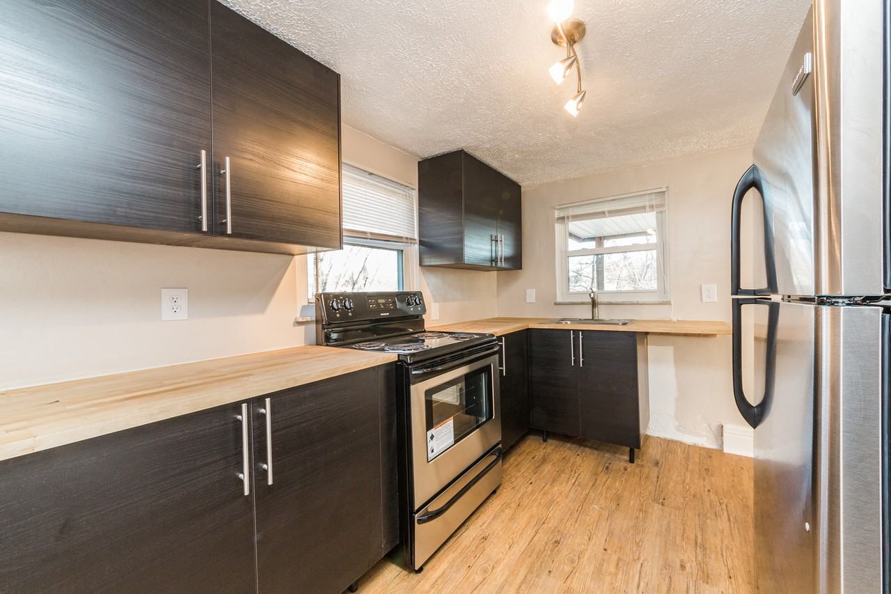 261 Seward St - Photo 5 of 37