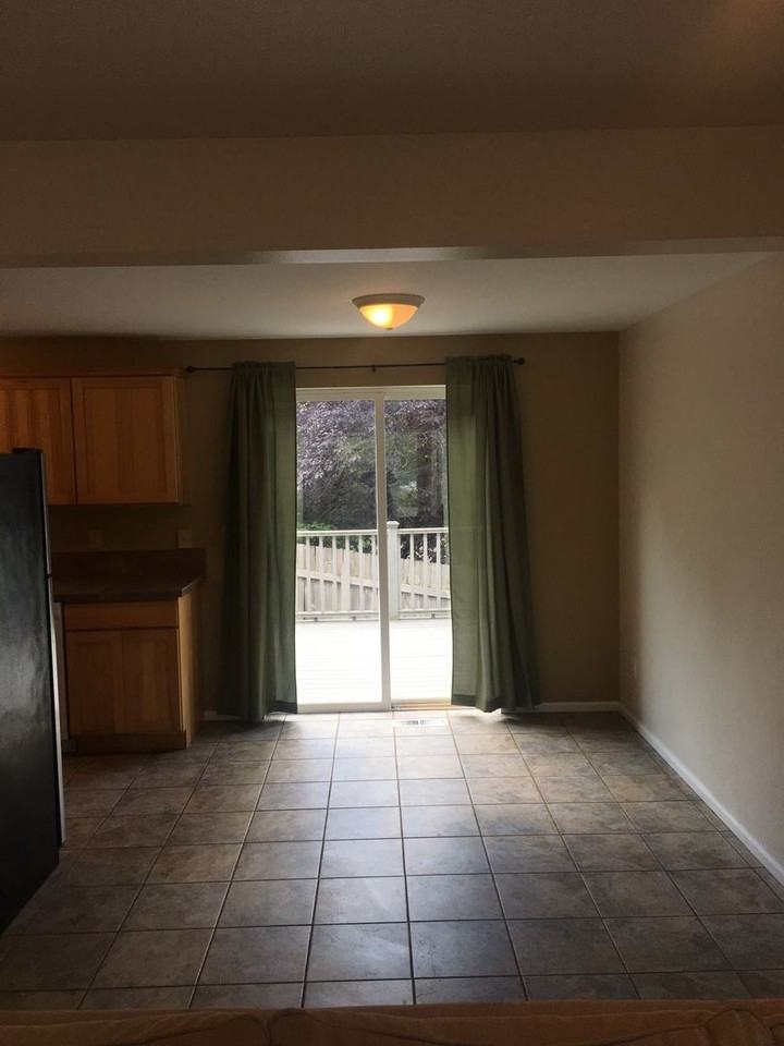 2204 Wildflower Way - Photo 6 of 23