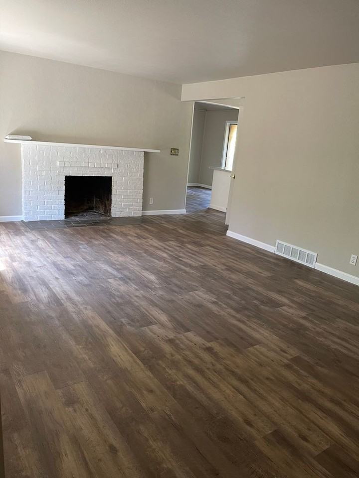 10718 Densmore Ave N - Photo 3 of 41