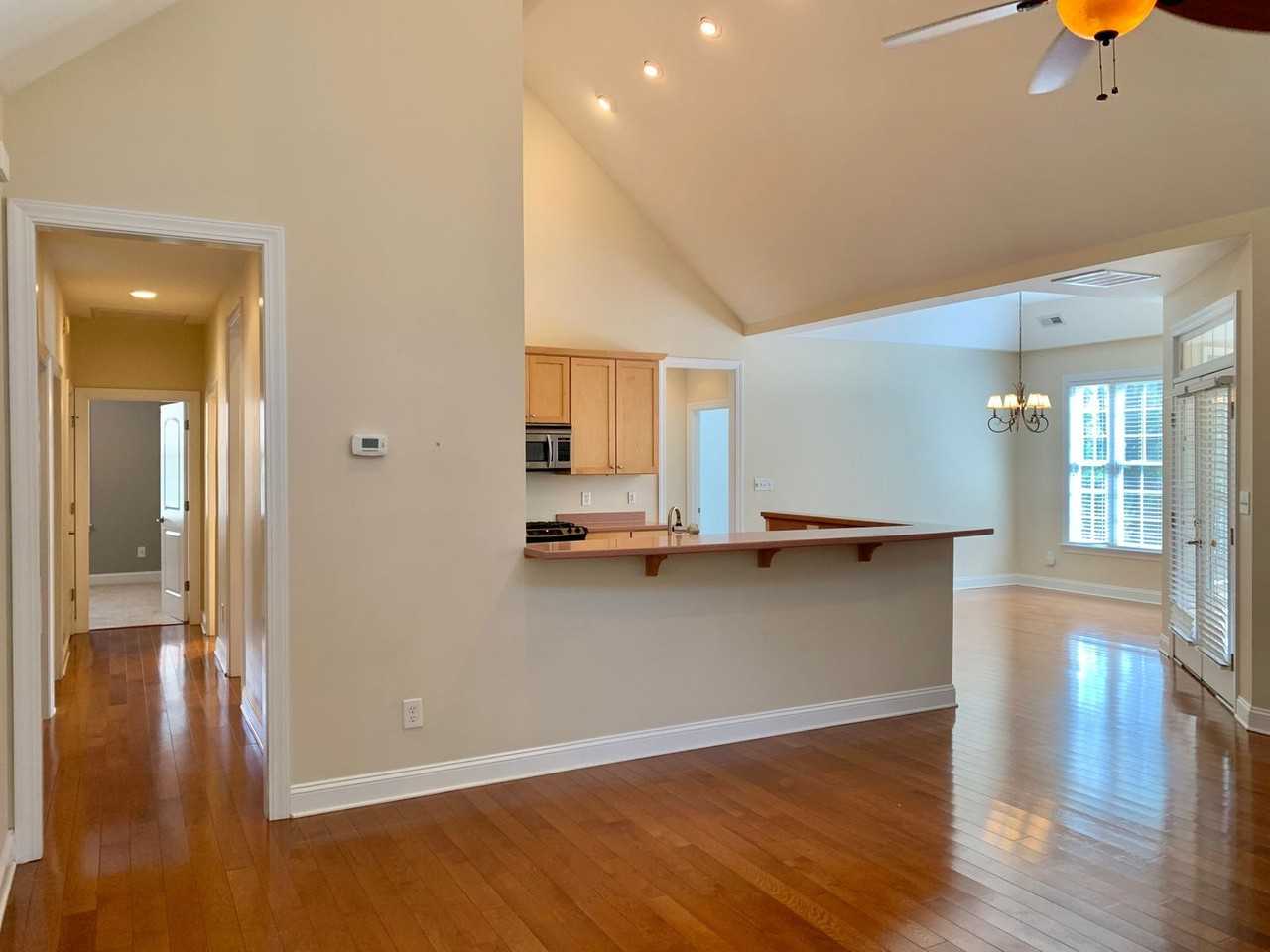 710 Helm Drive - Photo 7 of 35