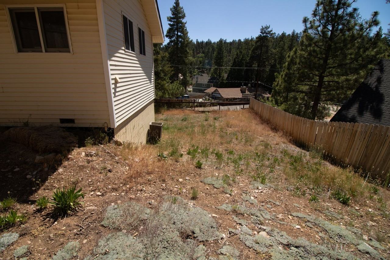 39256 N Shore Dr - Photo 5 of 24