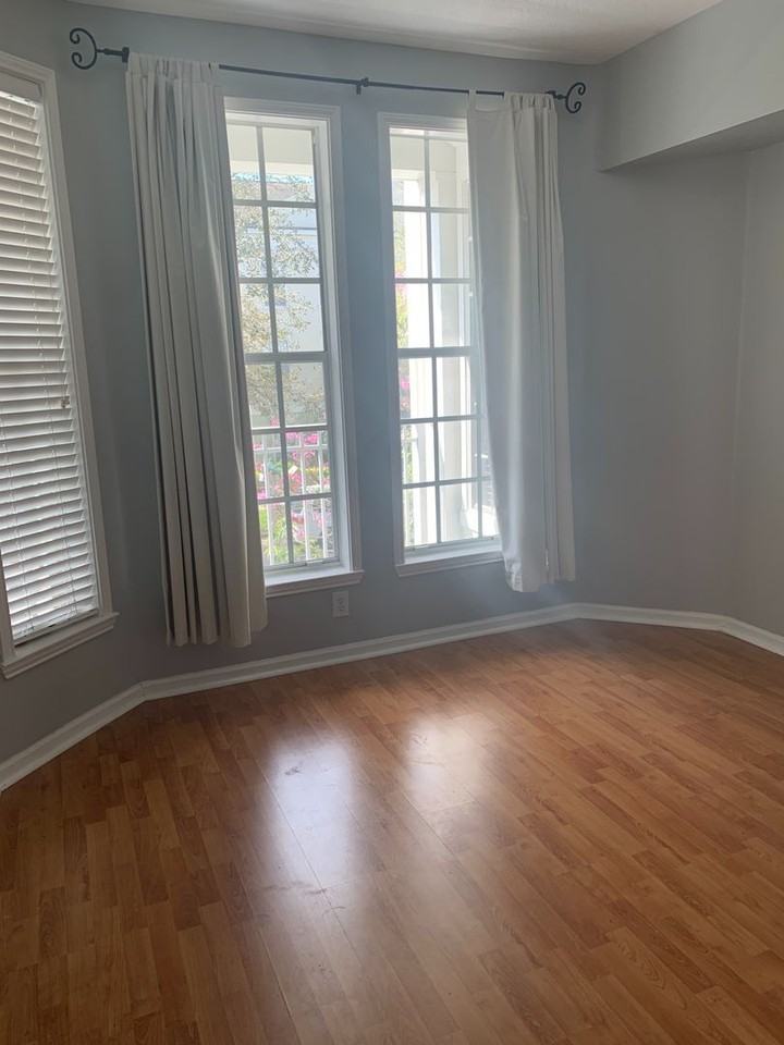 315 Grand Magnolia Ave - Photo 4 of 12
