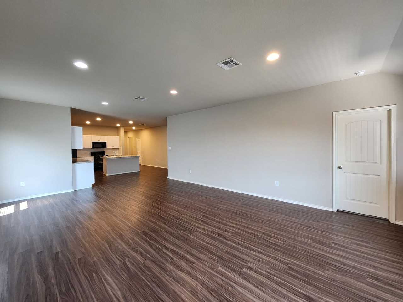 382 N Kowald Ln - Photo 3 of 35