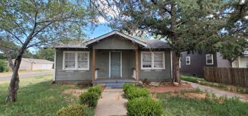 featured image of 901 S Louisiana St
