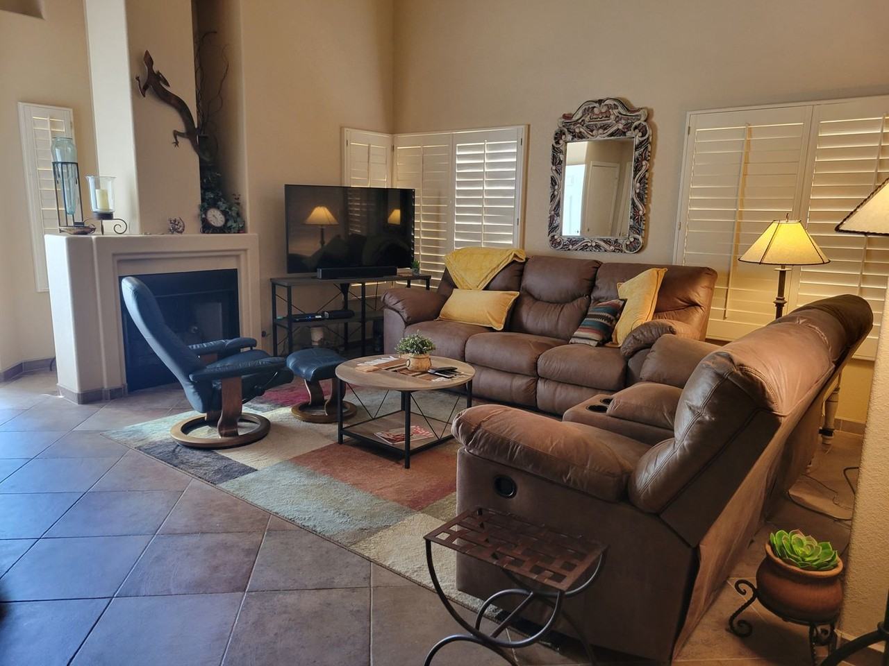 420 Acoma Blvd S #21 - Photo 3 of 27