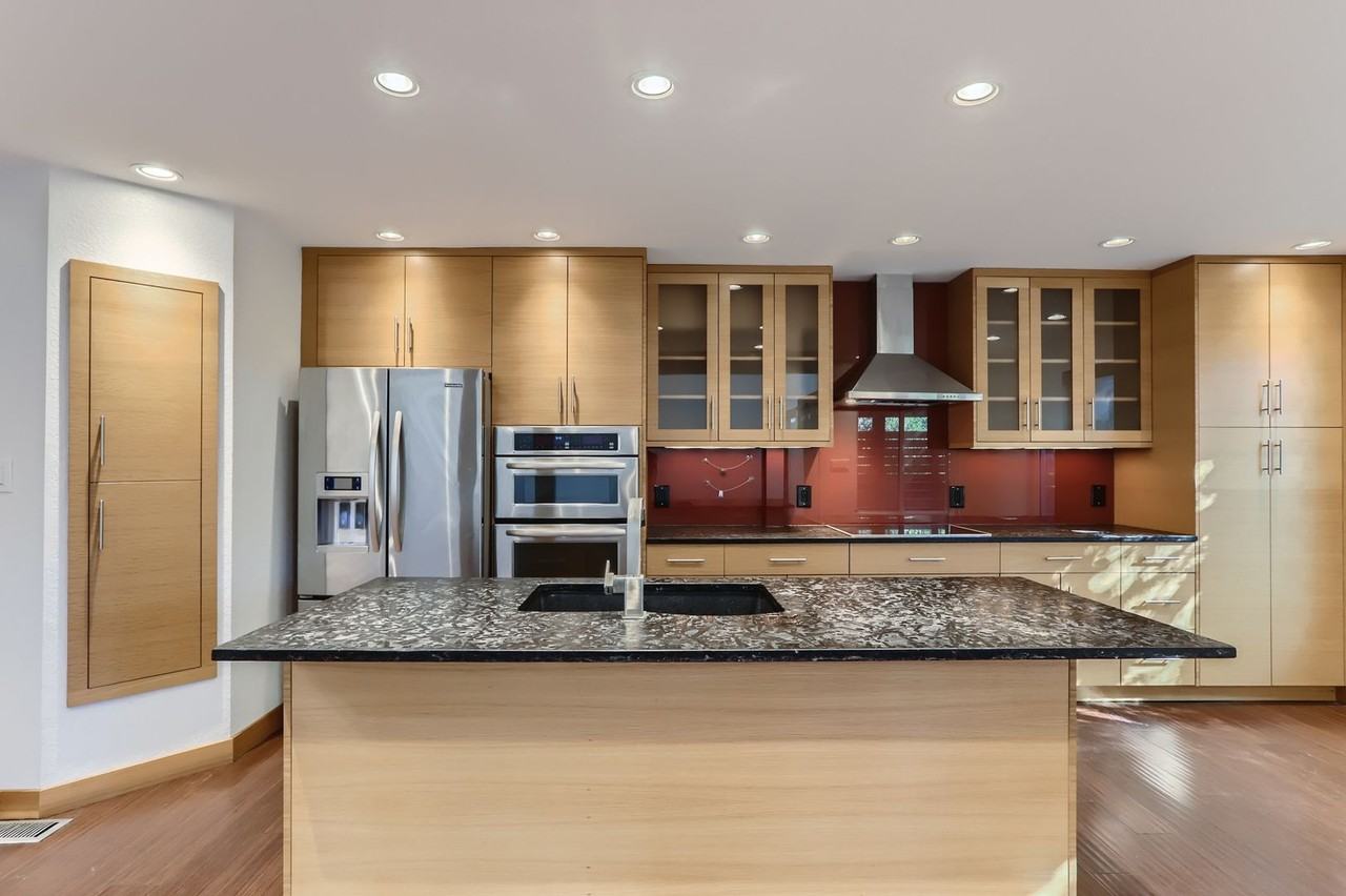 4128 Autumn Ct - Photo 3 of 28