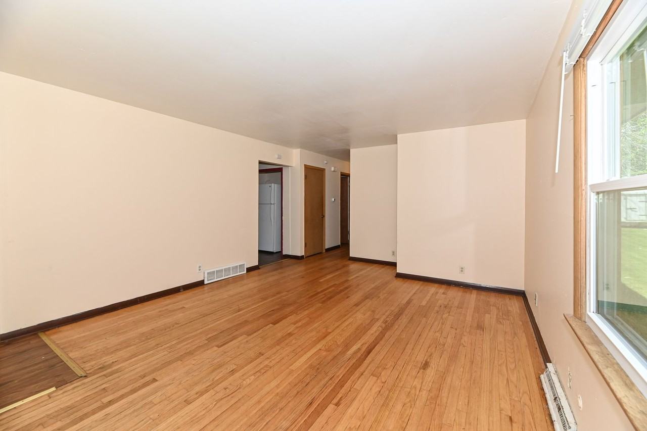 4751 N 81st St - Photo 3 of 12