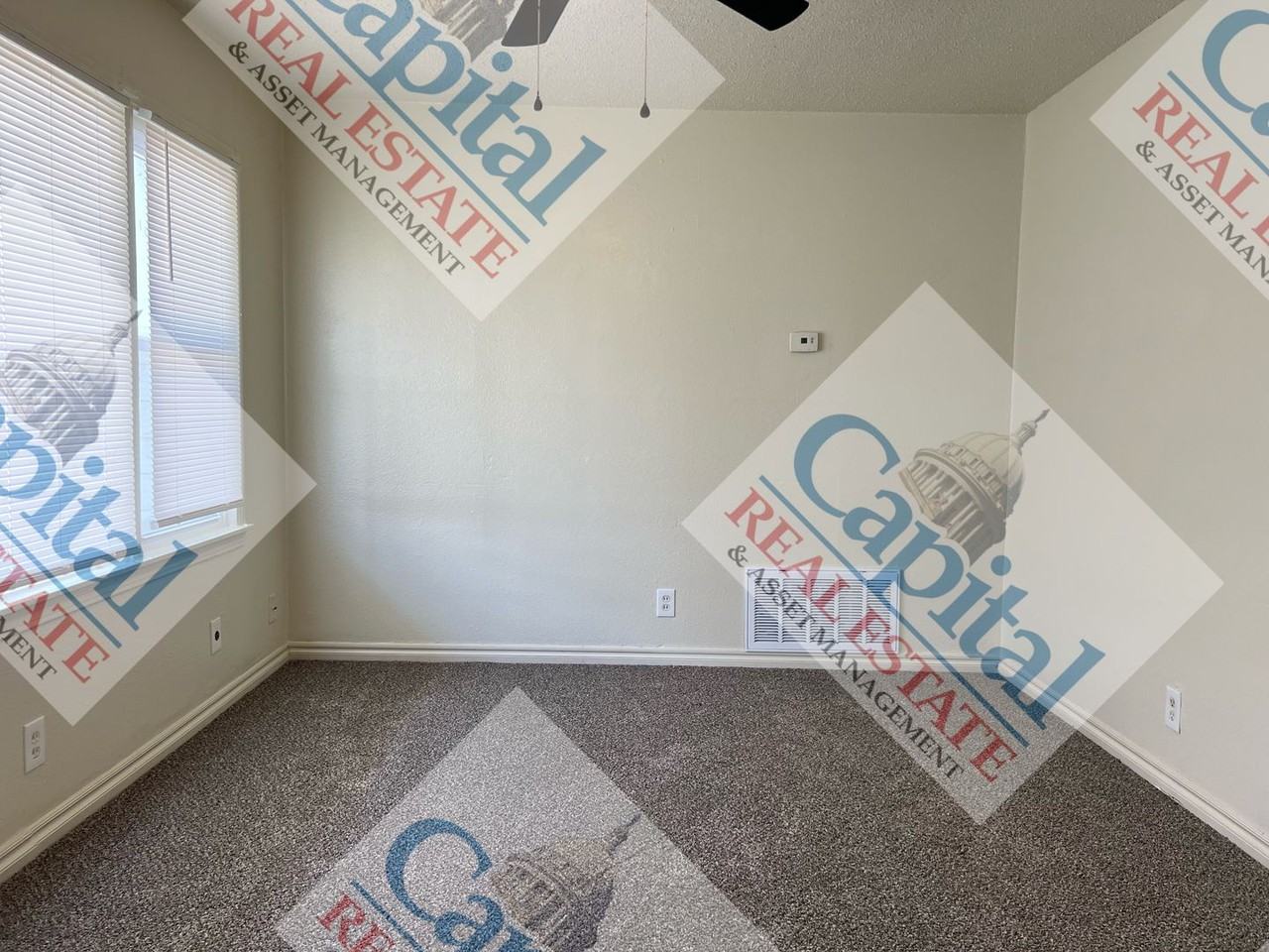 2216 S Midwest Blvd - Photo 3 of 31