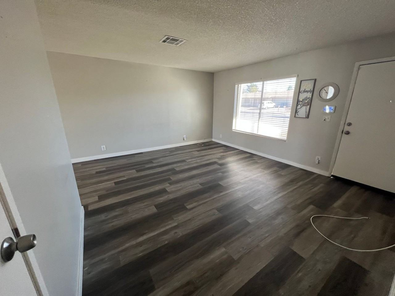 231 Fullerton Ave - Photo 2 of 14