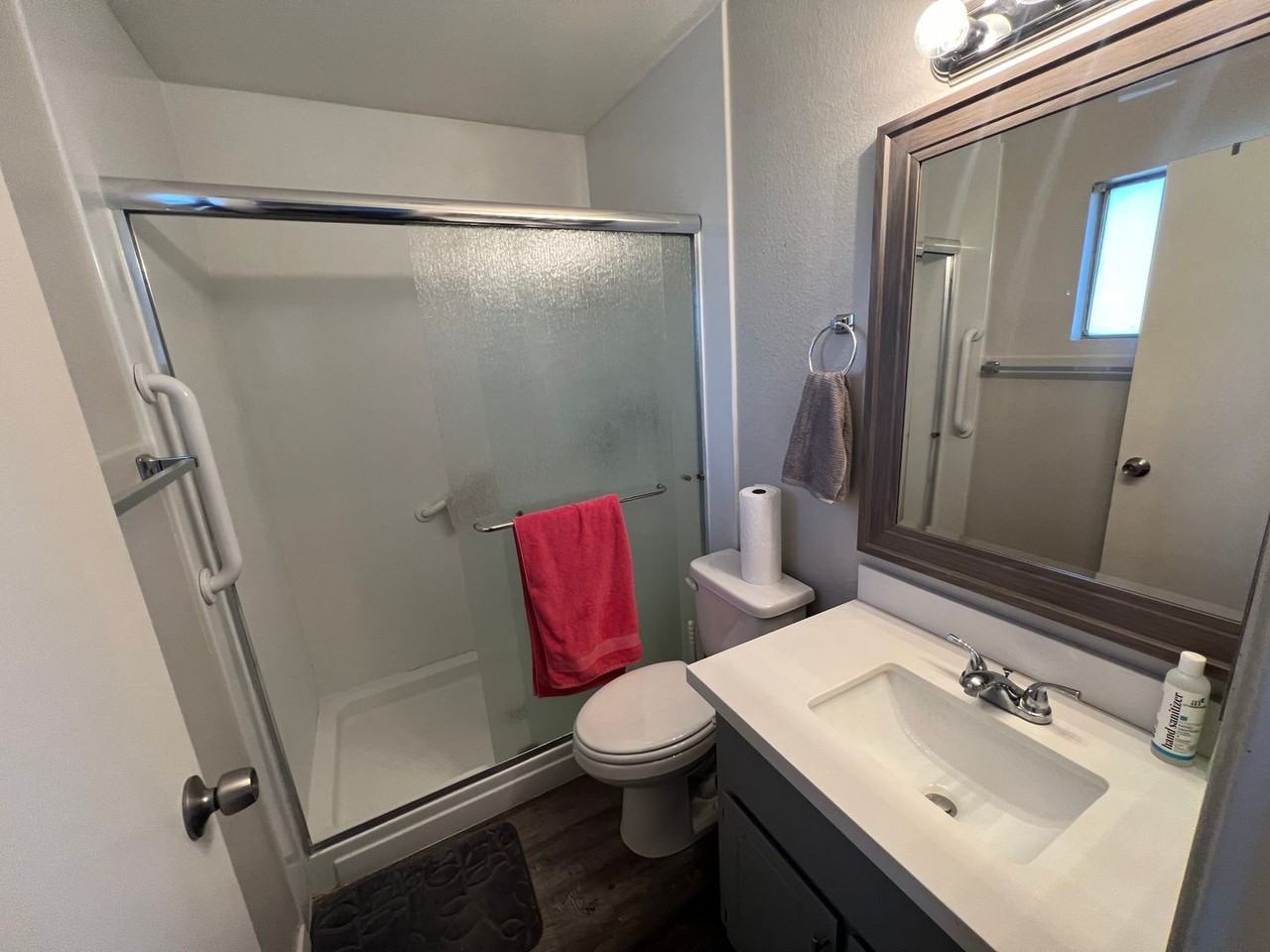 231 Fullerton Ave - Photo 7 of 14