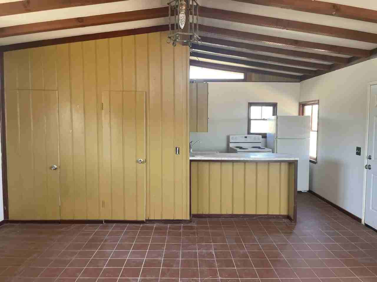 5646 Paradise View Rd - Photo 3 of 7