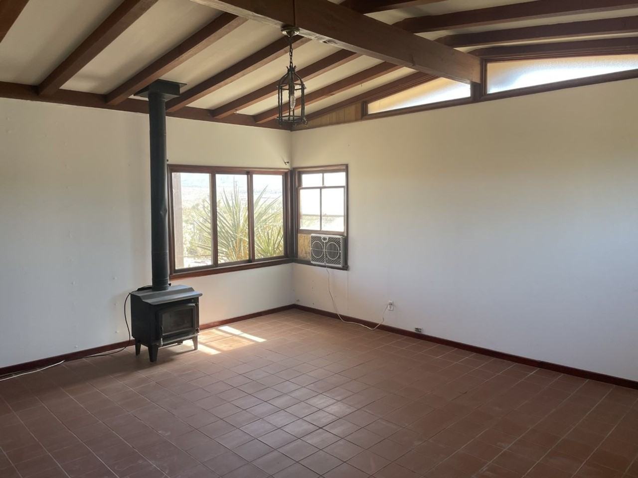 5646 Paradise View Rd - Photo 4 of 7