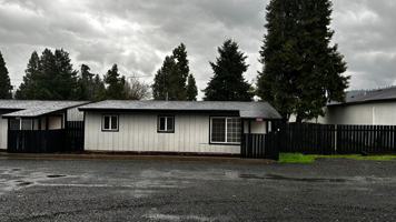 featured image of Glenbrook Loop Rd & Hanna View Lane